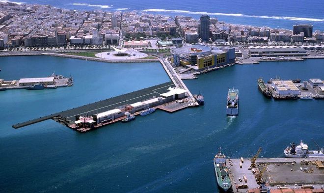 Panorámica del puerto de Las Palmas.