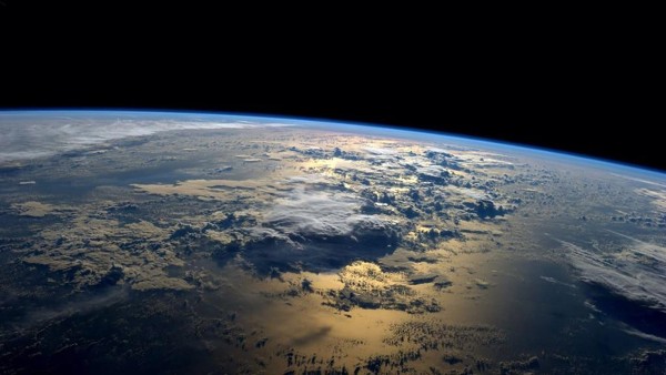 Fotografía cedida por la NASA hoy, jueves 4 de septiembre de 2014, de una vista del planeta Tierra tomada por el astronauta estadounidense Gregory Reid Wiseman desde la Estación Espacial Internacional el pasado martes. 