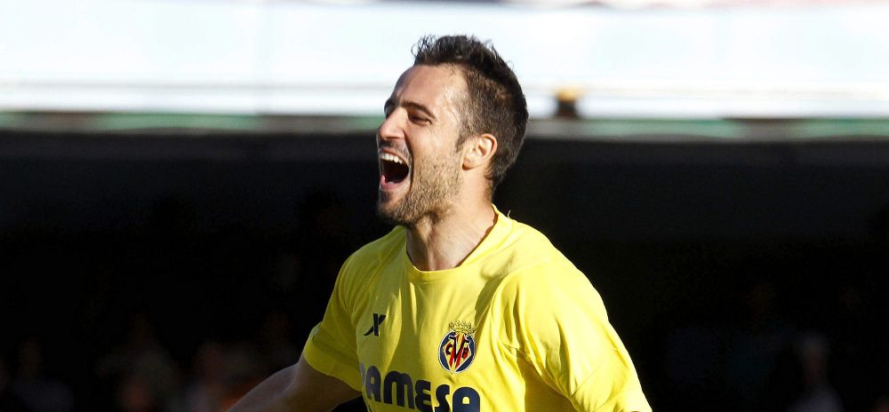 El defensa del Villarreal Mario Gaspar celebra su gol ante el Celta.
