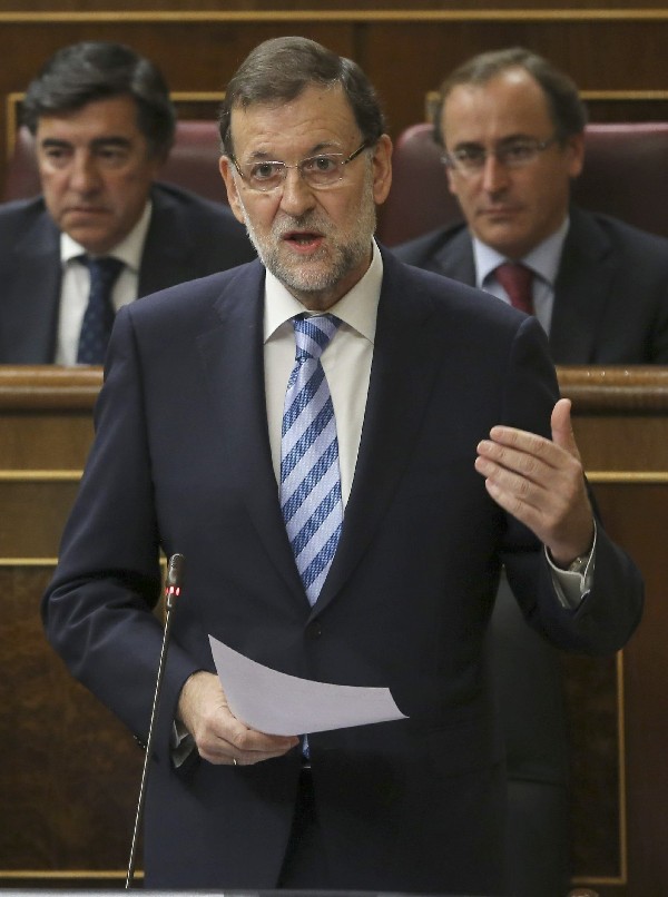 El presidente del Gobierno, Mariano Rajoy, durante su intervención en el pleno que celebra hoy el Congreso de los Diputados.