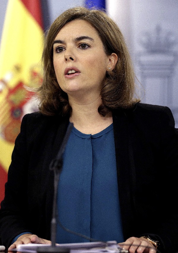 La vicepresidenta del Gobierno, Soraya Sáenz de Santamaría, durante la rueda de prensa posterior a la reunión del Consejo de Ministros en la que anunció creación de un comité especial para gestionar la crisis del virus del ébola.