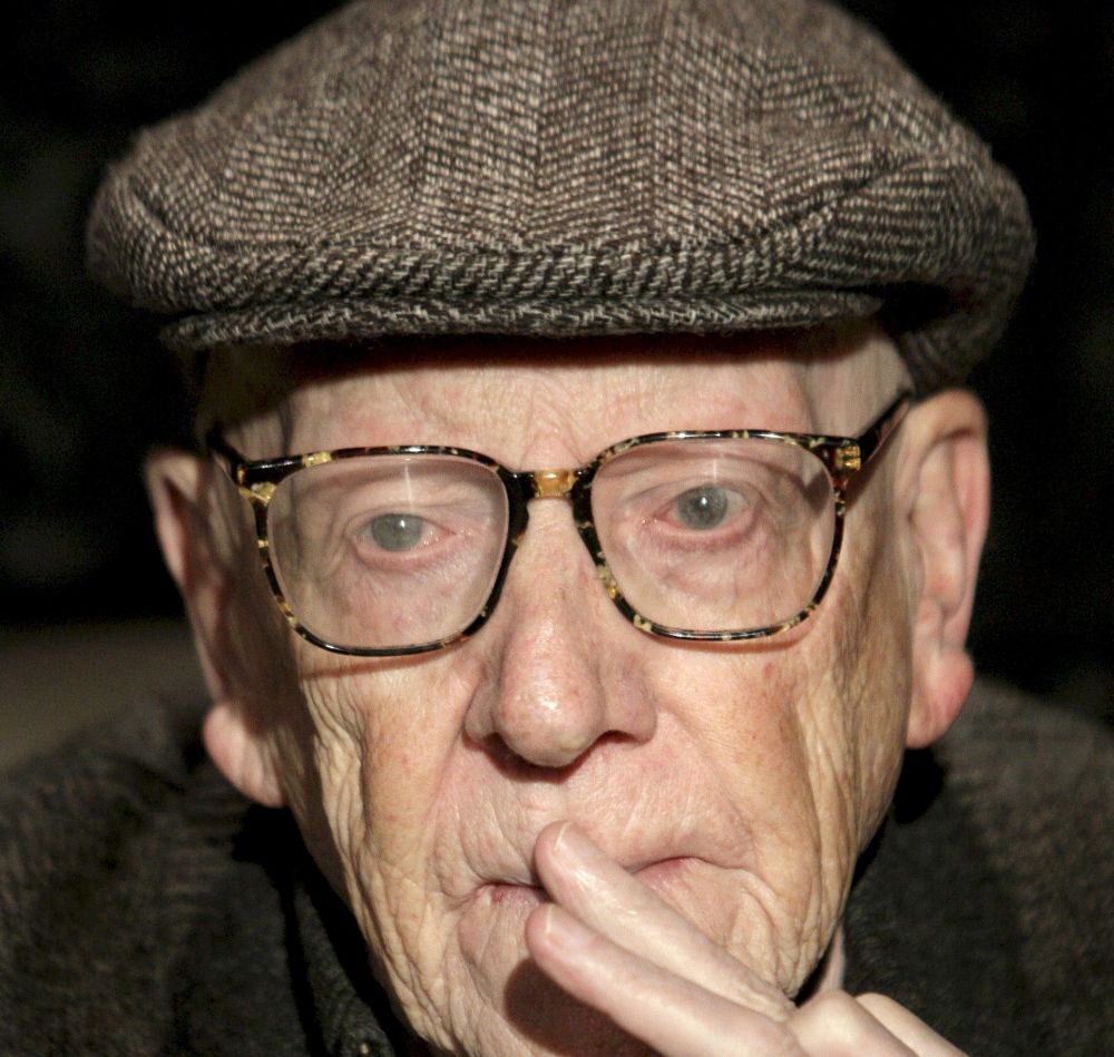 2010) del escritor vizcaíno Ramiro Pinilla, decano de los novelistas españoles, que ha fallecido hoy a los 91 años.
