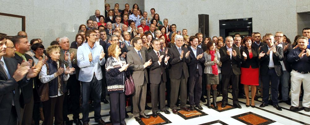 Miembros del Gobierno, senadores y diputados en el acto del 23N que convocó Rivero esta manaña.