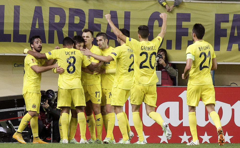 Los jugadores del Villarreal celebran el gol marcado por Vietto.