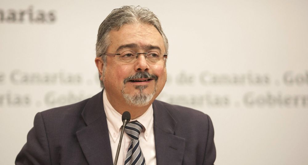 El portavoz del Gobierno de Canarias, Martín Marrero, informa en rueda de prensa sobre los diferentes acuerdos tomados hoy en la reunión semanal del Consejo de Gobierno.