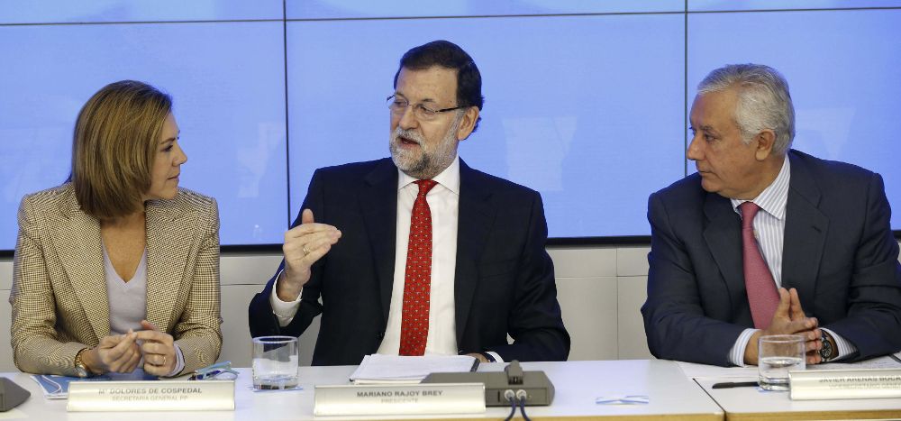 El presidente del Gobierno, Mariano Rajoy (c), presidió la primera reunión del año del Comité Ejecutivo del PP.