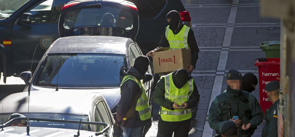 Dieciséis personas han sido detenidas en Guipúzcoa, Vizcaya, Navarra y Madrid en una operación de la Guardia Civil.