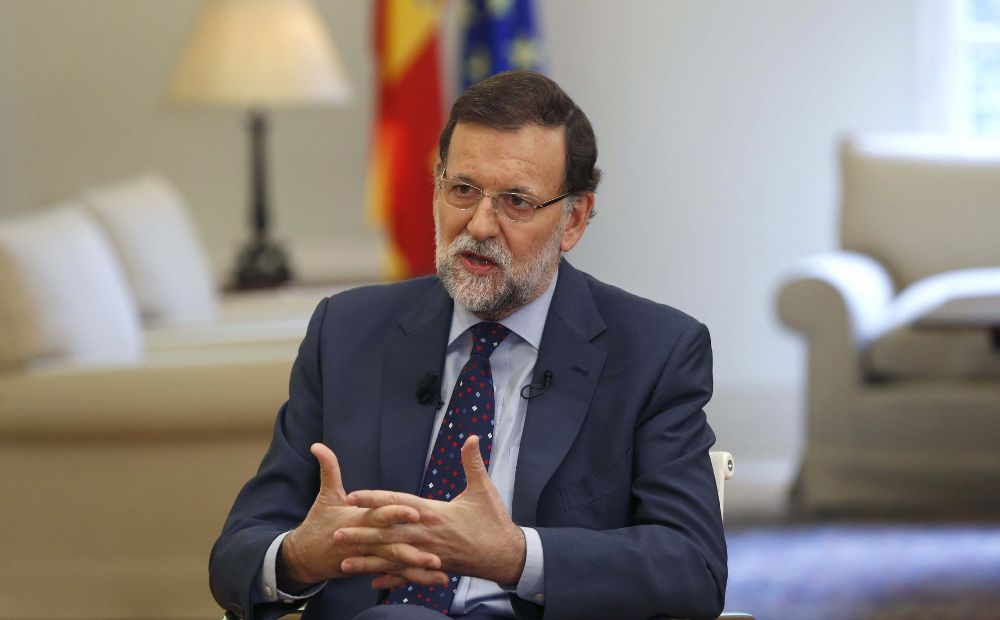 El presidente del Gobierno, Mariano Rajoy, asegura que siempre se puede hacer más en la lucha contra la corrupción y no teme que alguna resolución de los tribunales sobre casos como Gürtel o Bárcenas le amargue el final de la legislatura. 
