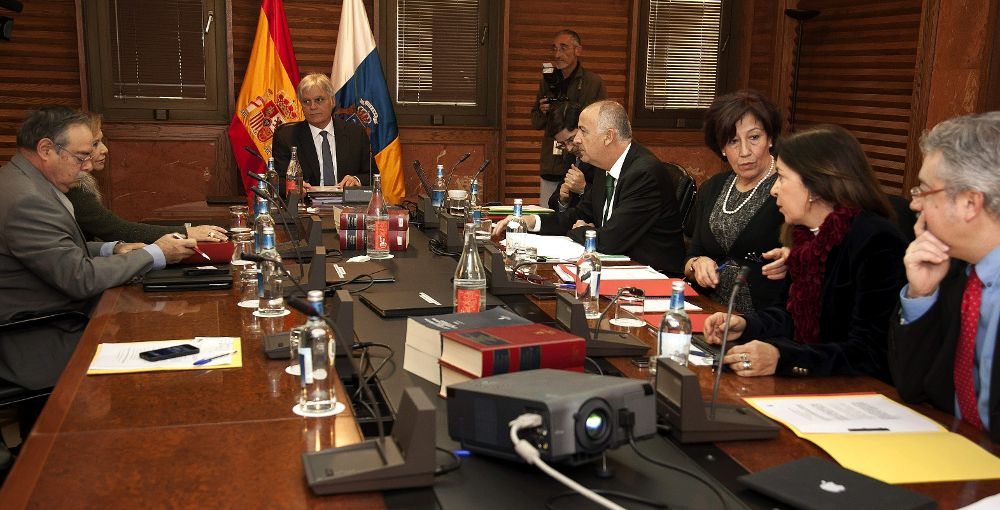 El Consejo de Gobierno de Canarias celebró hoy en la capital grancanaria su reunión semanal.