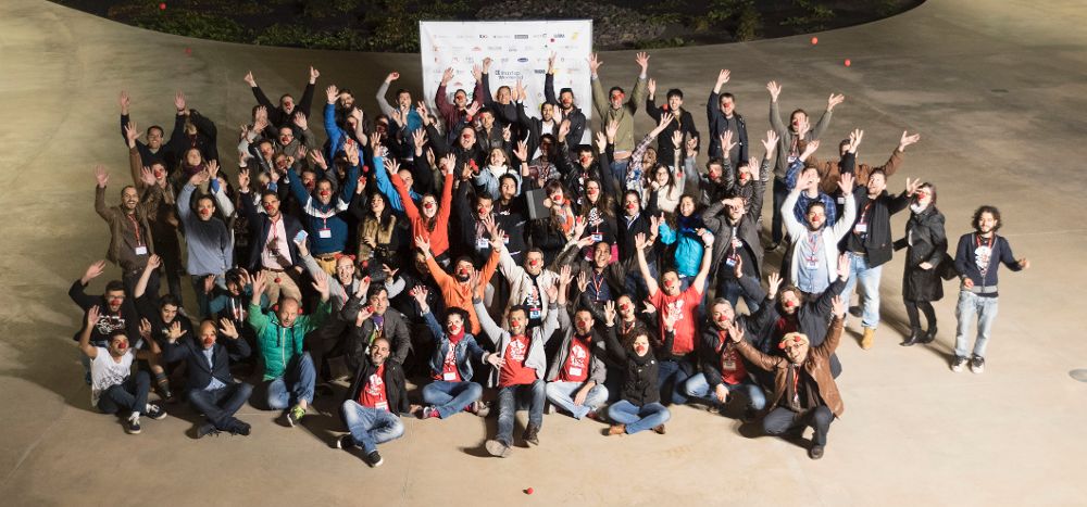 Foto de participantes, mentores y organización.