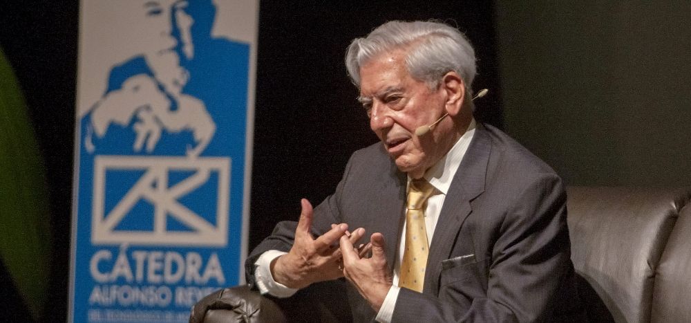 El escritor peruanao Mario Vargas Llosa.