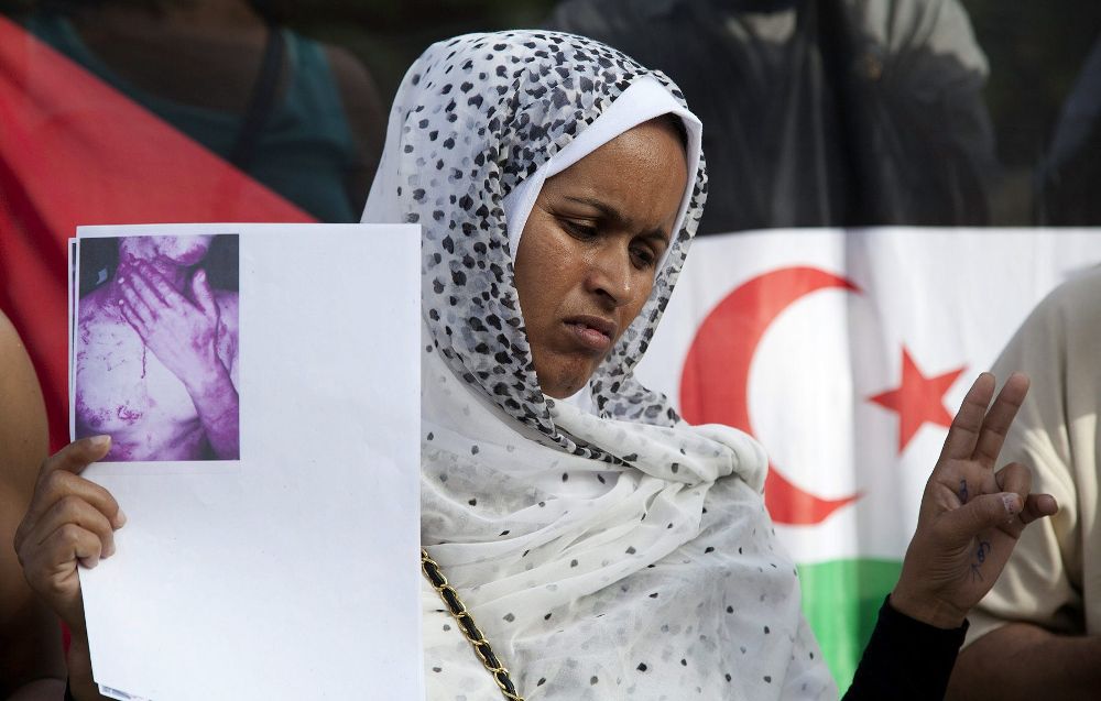 La saharaui Tabkar Haddi, madre del activista de derechos humanos saharaui Mohamed Lamin Haidala.