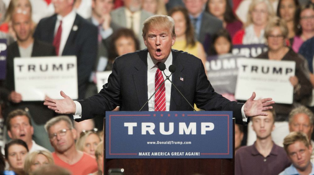 El magnate Donald Trump durante un mitin de su campaña en Phoenix, Arizona.