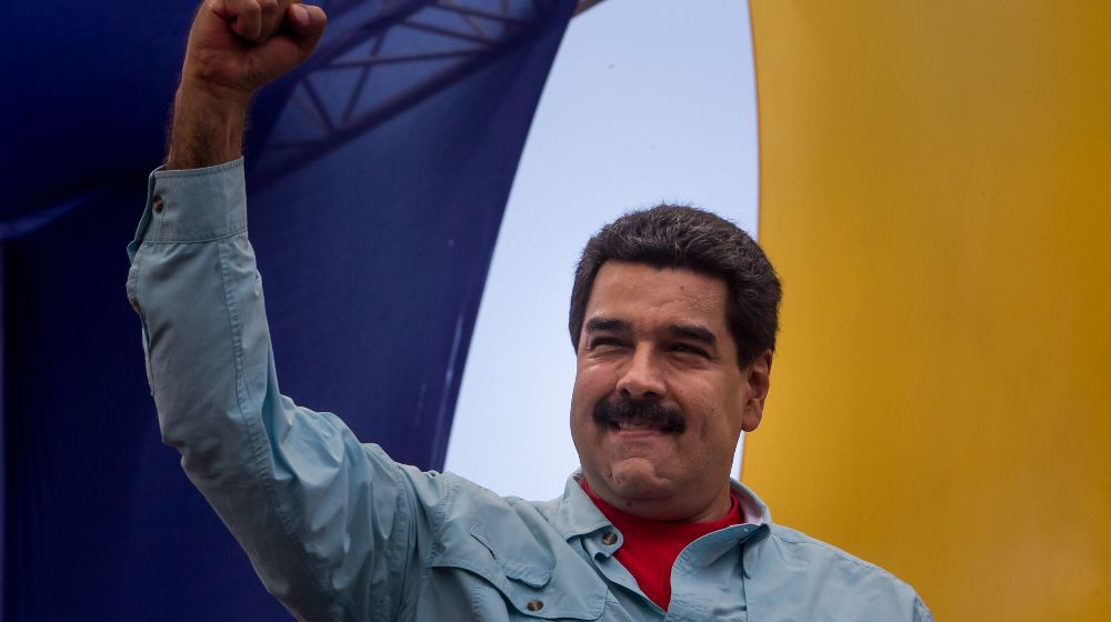 El presidente de Venezuela, Nicolás Maduro, participa en el acto de juramentación de los candidatos a las elecciones parlamentarias.
