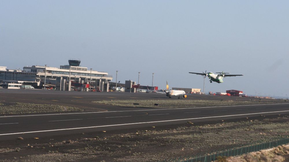 El aeropuerto palmero ha perdido en los tres últimos años la cifra del millón de pasajeros anuales.