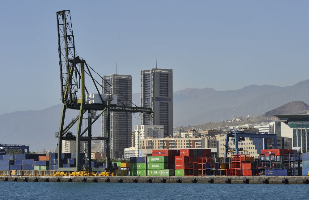 Terminal de contenedores del puerto de Santa Cruz de Tenerife.