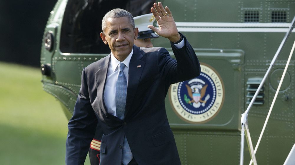 El presidente estadounidense, Barack Obama, saluda.