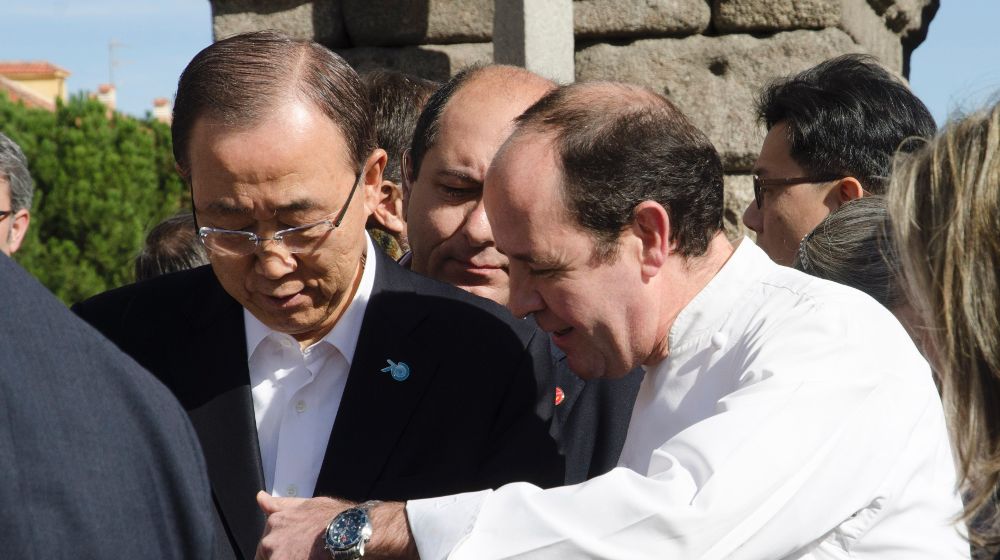 El secretario general de la ONU, Ban Ki-Moon, en una visita privada que realiza a Segovia.