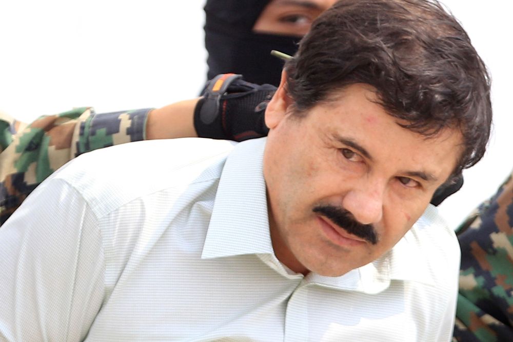 Fotografía de archivo que muestra al narcotraficante Joaquín "El Chapo" Guzmán, tras su captura en febrero de 2014.