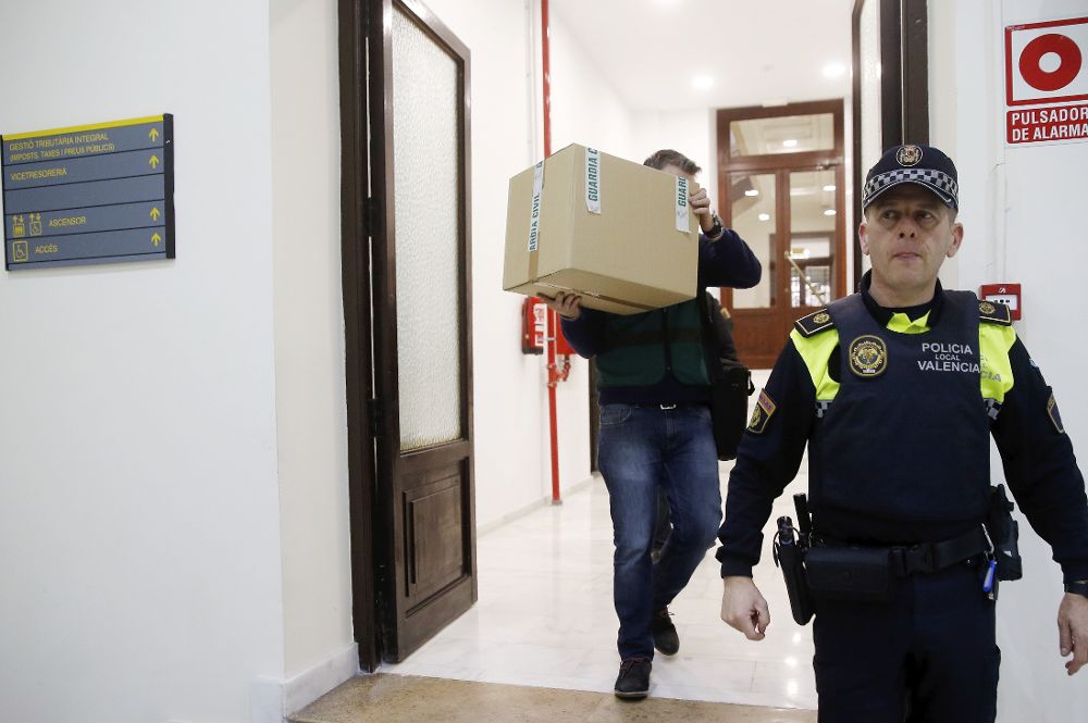 España se ha visto sacudida los últimos años por numerosos casos de corrupción. El último, ayer, el caso Imelsa, por el cual la Guardia Civil registró las oficinas del grupo municipal popular de Valencia.