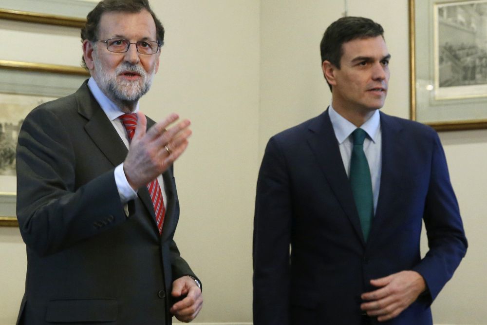 Mariano Rajoy y Pedro Sánchez, durante su reunión en el Congreso de los Diputados.