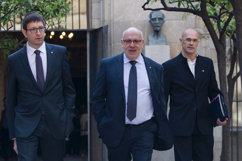 Los consellers de Justicia, de Empresa y Conocimiento y de Exteriores del Gobierno catalán a su llegada a la reunión semanal.