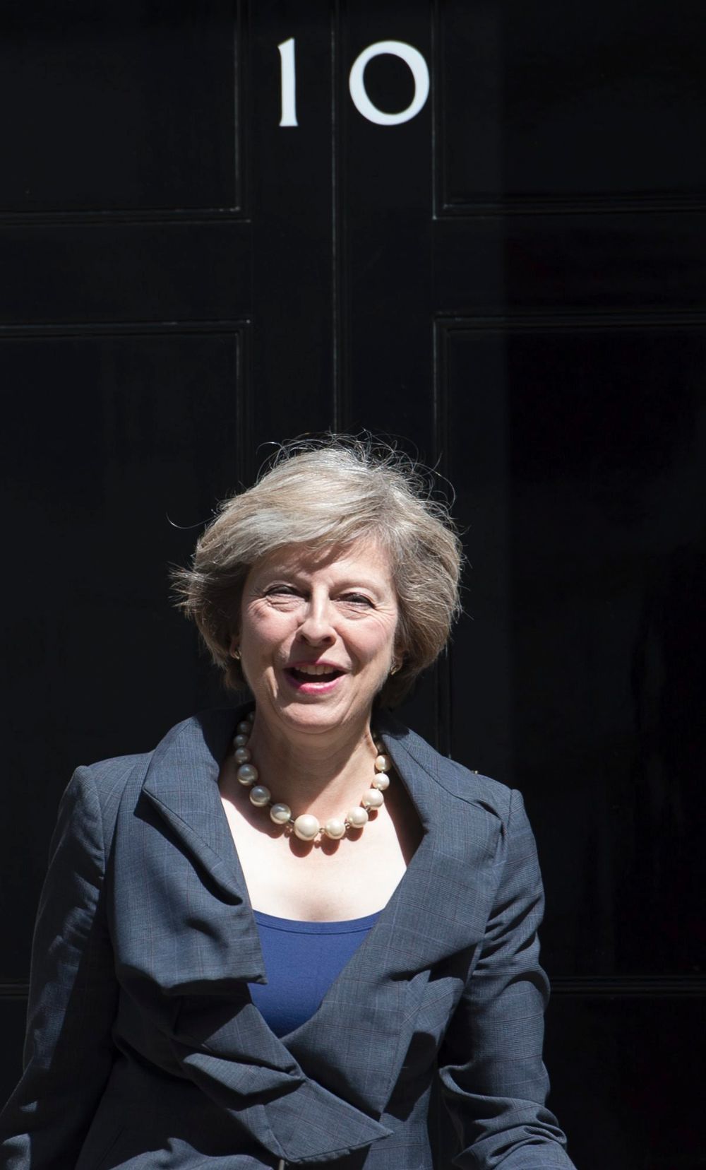 Theresa May ante la sede de Downing Street.
