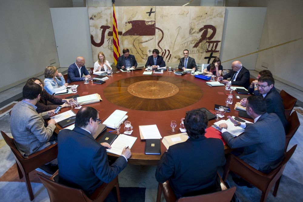 El Gobierno catalán en la reunión semanal del Consejo Ejecutivo que se celebra en el Palau de la Generalitat de Barcelona.
