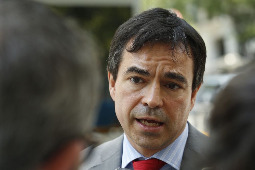 El abogado de la Confederación Intersindical de Crédito (CIC), Andrés Herzog, que ejerce la acusación popular en el caso Bankia, hace declaraciones a la salida de la Audiencia Nacional.