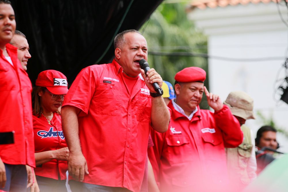 Diosdado Cabello durante una concentración chavista.