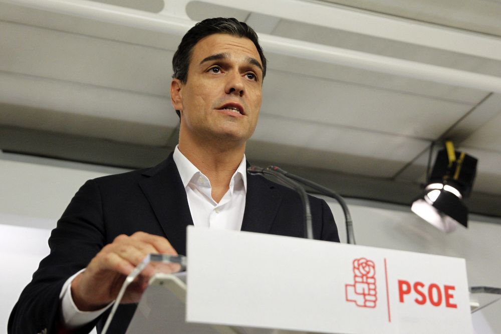 El secretario general del PSOE, Pedro Sánchez, ha comenzado su primera intervención desde la dimisión de 17 miembros de la Ejecutiva con agradecimiento a las "múltiples" muestras de apoyo.