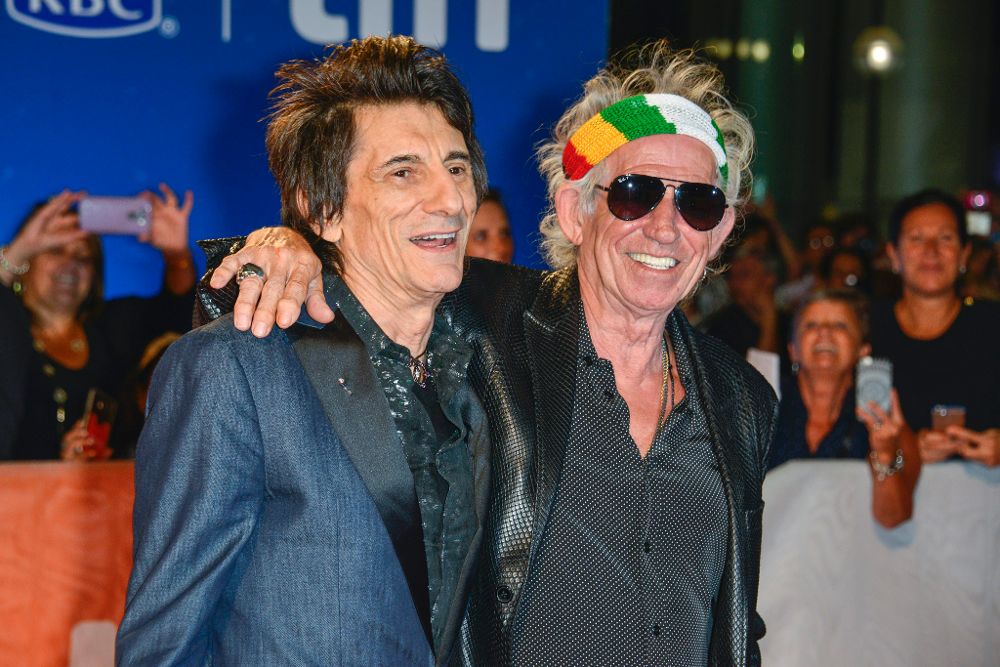 Ron Wood (i) y Keith Richards, de los Rolling Stones, en una de sus últimas apariciones públicas, en Toronto (Canadá).