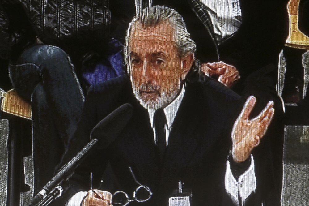 Imagen de Francisco Correa en el monitor de la sala de prensa de la Audiencia Nacional, en San Fernando de Henares.