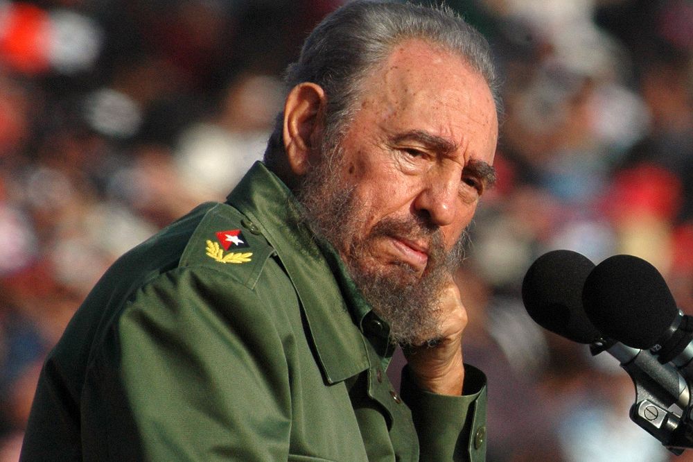 Fotografía de archivo del 1 de mayo de 2006, del líder cubano Fidel Castro, en La Habana.