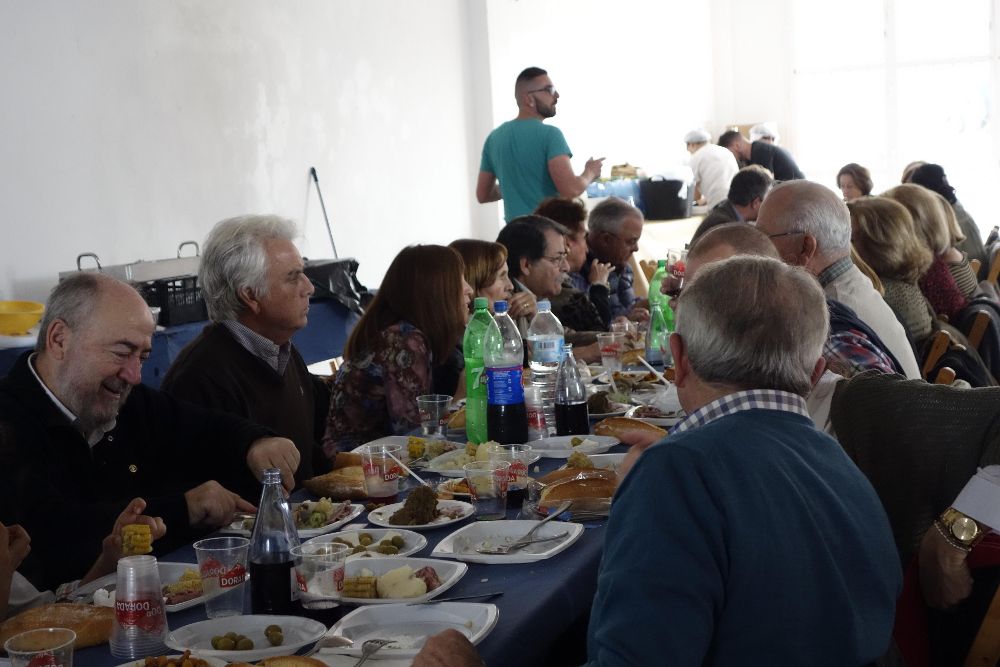 Almuerzo organizado por el Rotary Club de Santa Cruz, celebrado en El Sauzal, y cuya recaudación de destina a ayudar a personas necesitadas.