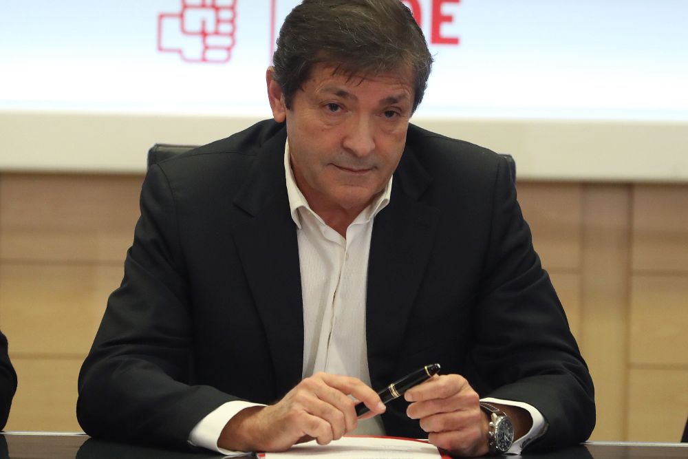 El presidente de la comisión gestora del PSOE, Javier Fernández.