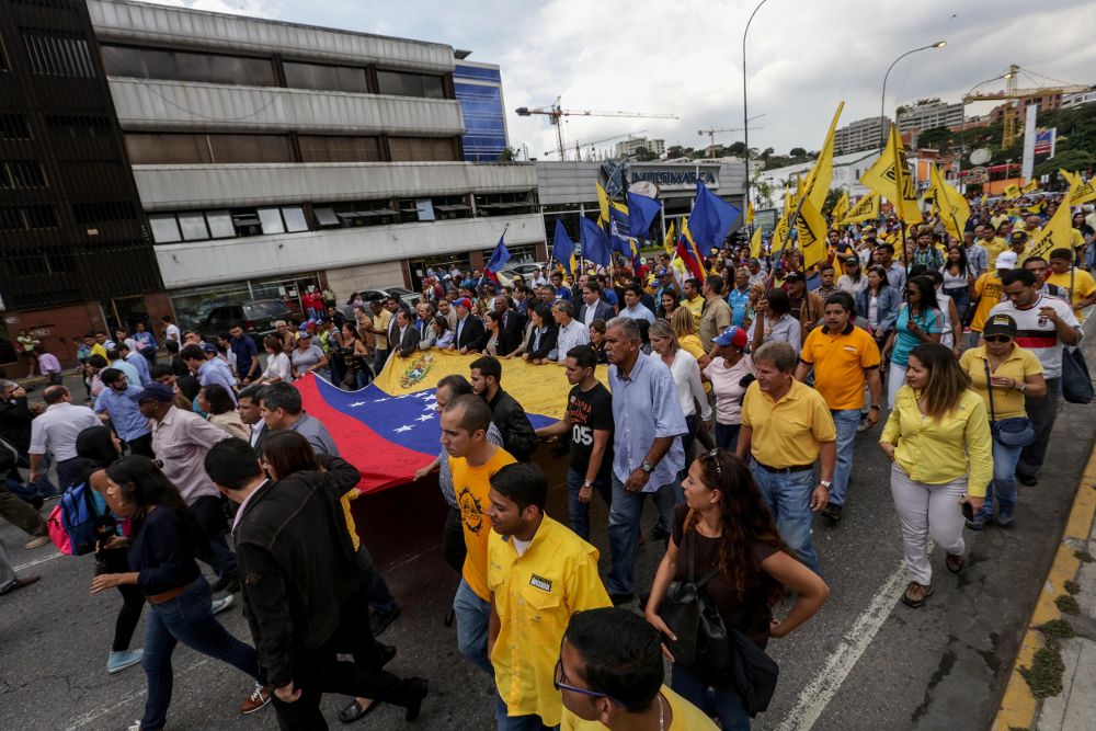 Diputados opositores al Gobierno de Nicolás Maduro en una pasada protesta.