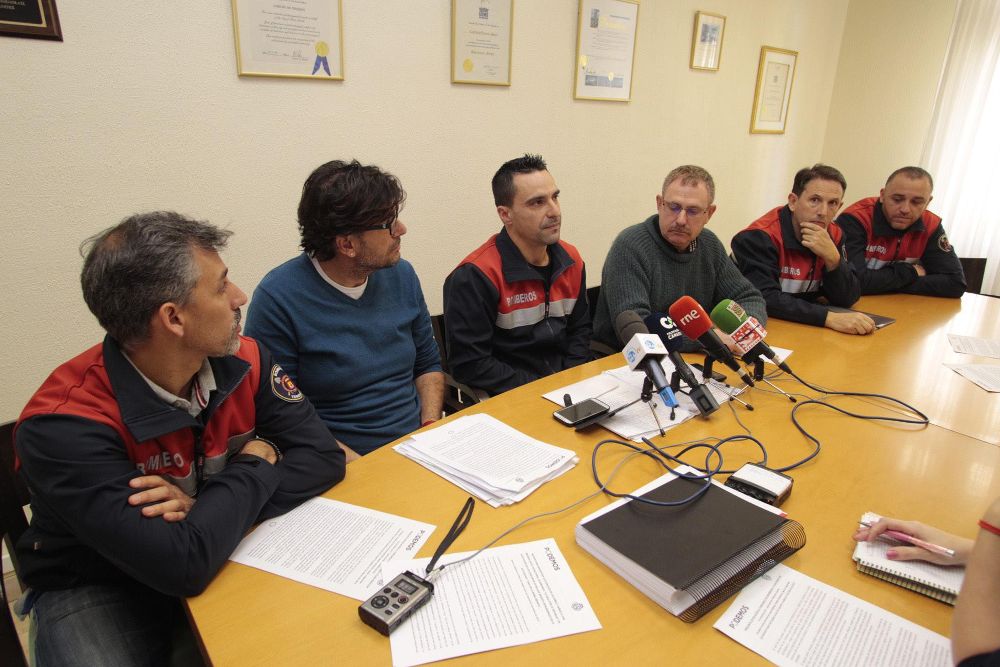 El comité de huelga del consorcio y el grupo de Podemos en el Cabildo tinerfeño piden más parques en el sur de la isla.