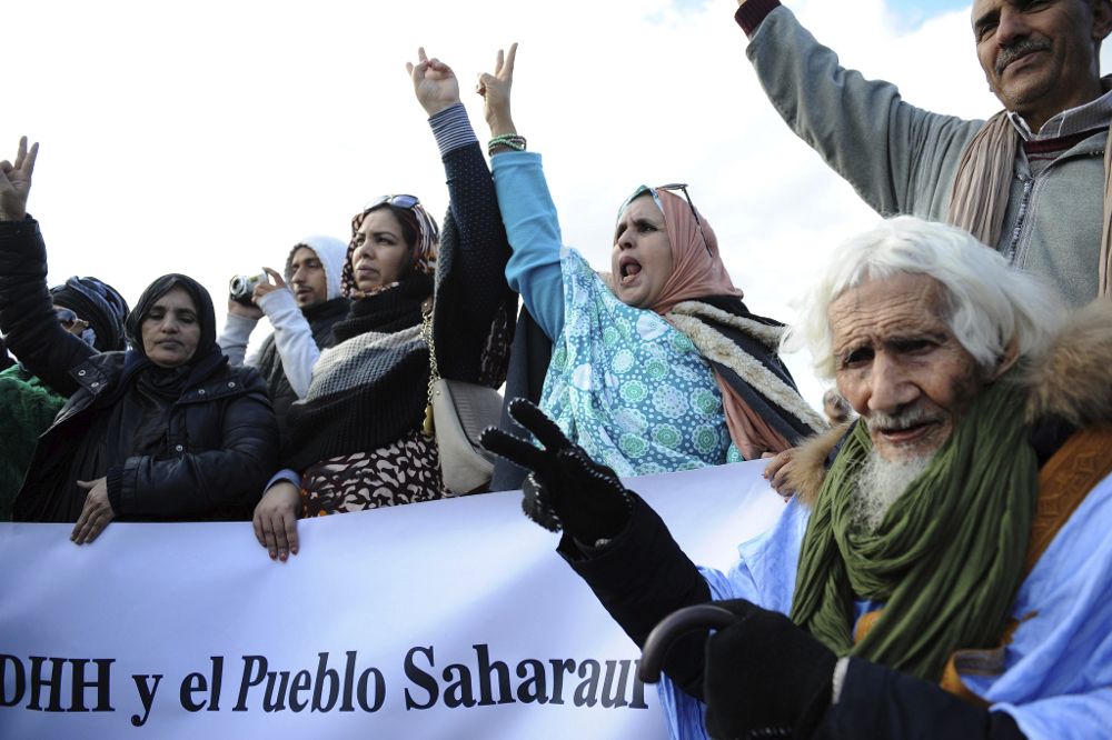 Manifestantes en favor de los saharauis 