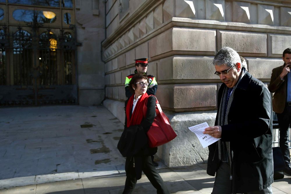El exconseller de la Presidencia Francesc Homs llega a la sede del TSJCat, donde se celebra la tercera jornada del juicio por la consulta independentista del 9N.