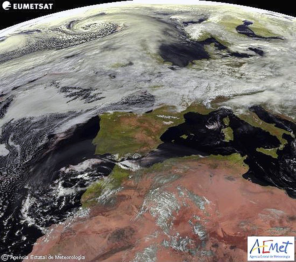 Imagen tomada por el satélite Meteosat para la Agencia Estatal de Meteorología que prevé para este miércoles, lluvias ocasionales en el litoral de Andalucía oriental, Ceuta y Melilla.