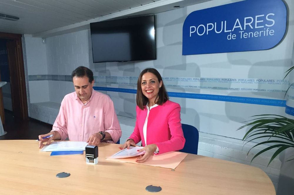 Cristina Tavío se convierte en el único candidato alternativo a Antona para presidir el PP canario.