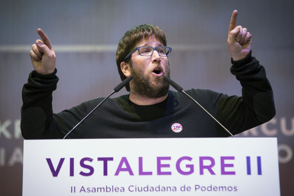 El eurodiputado Miguel Urbán, durante su intervención en la Asamblea Ciudadana Estatal de Vistalegre I.