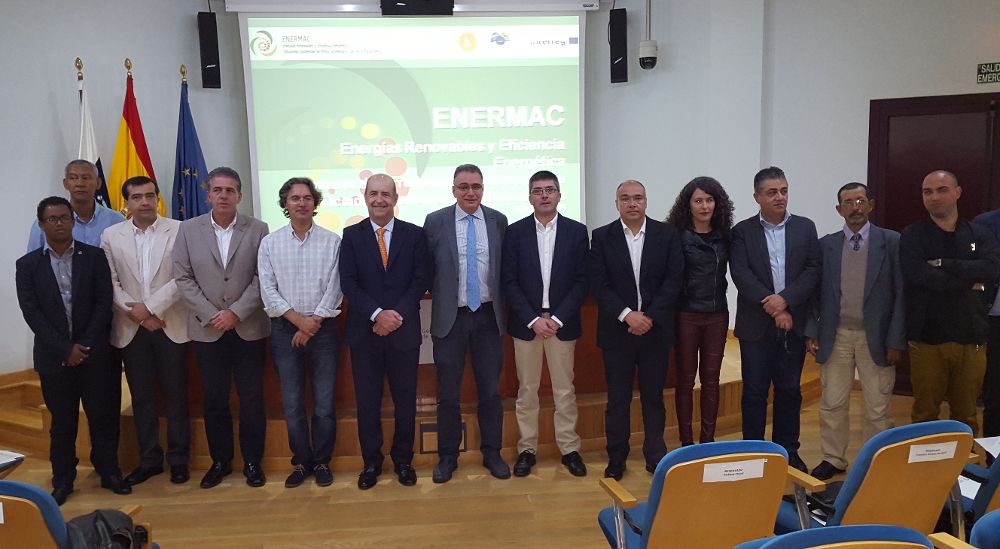 Sesión de apertura de la Reunión de Lanzamiento del Proyecto 'Enermac', con el consejero de Industria (6º por la iz).