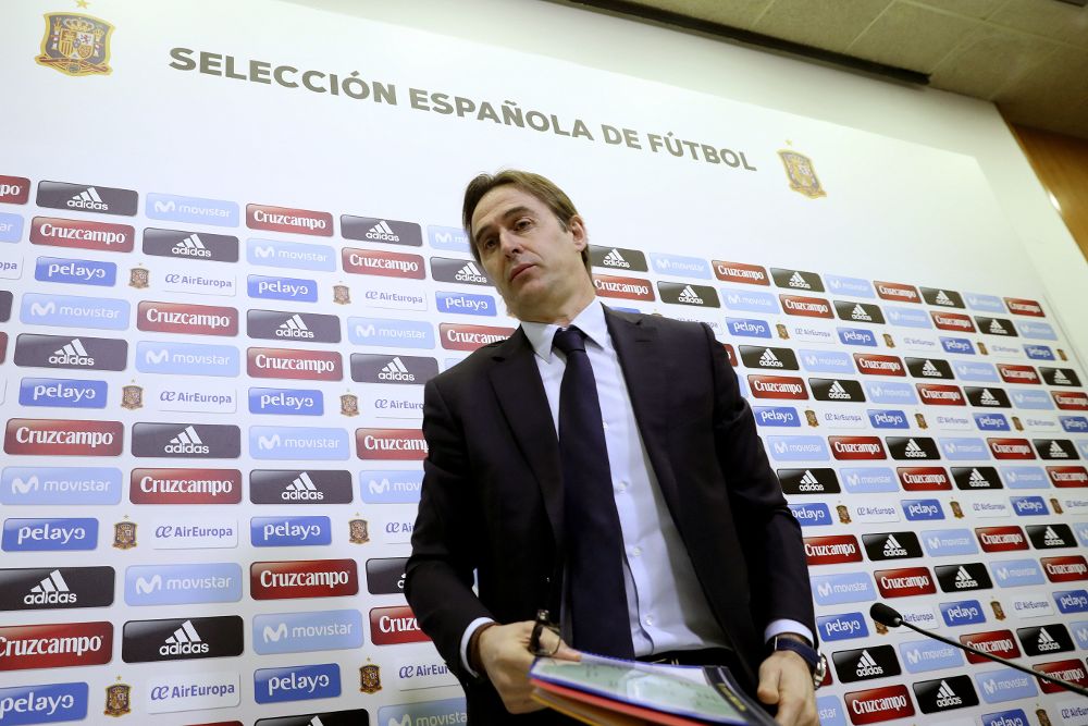 El seleccionador nacional, Julen Lopetegui, durante la rueda de prensa que ha ofrecido hoy en la Ciudad del Fútbol.