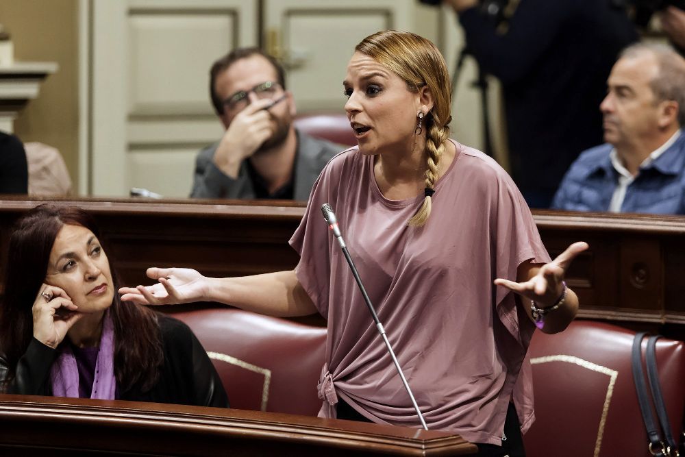 La portavoz de Podemos en el Parlamento de Canarias, Noemí Santana.