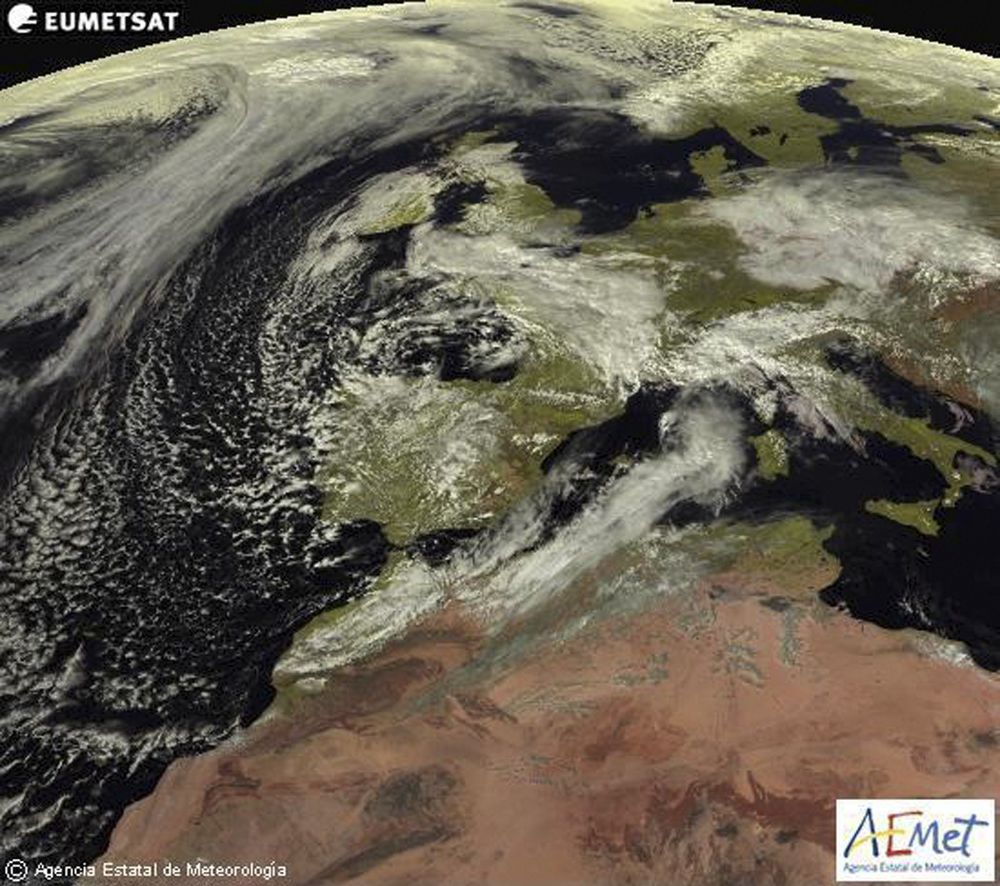 Imagen tomada por el satélite Meteosat para la Agencia Estatal de Meteorología que prevé para este viernes, precipitaciones.