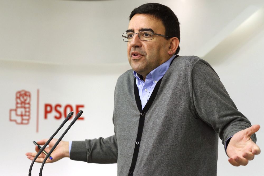 El portavoz y responsable de Organización de la gestora del PSOE, Mario Jiménez.