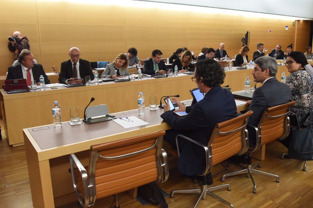 José Antonio Balbuena, vicepresidente, no asistió a la sesión de ayer (en la imagen, su silla vacía) en el Cabildo.