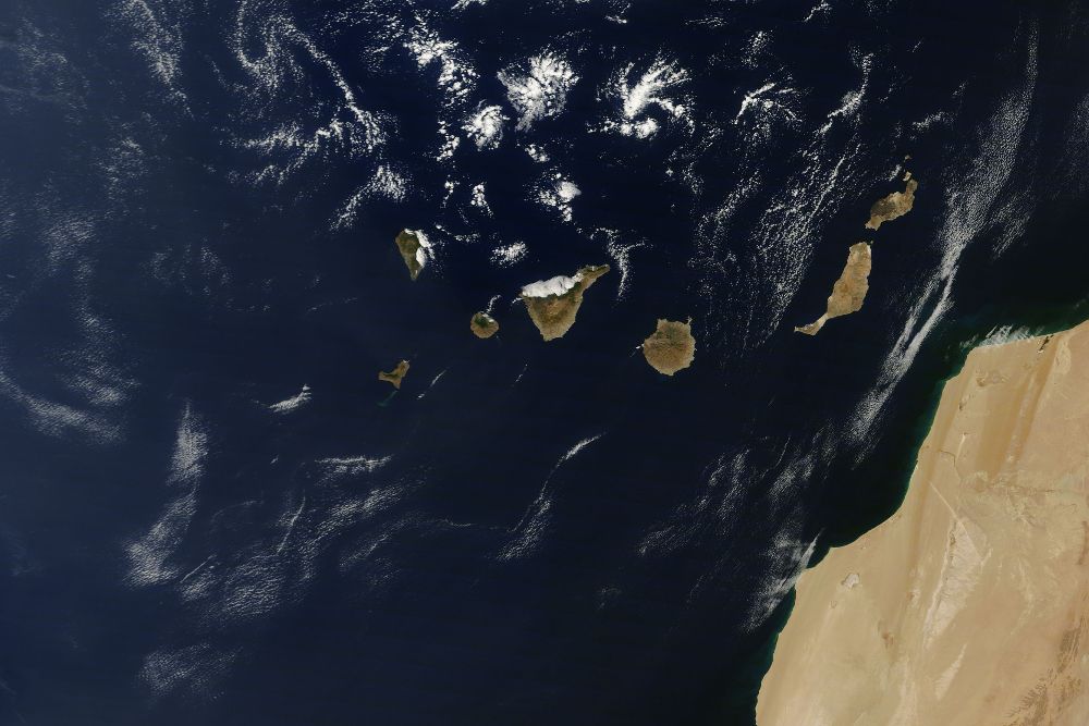 El yacimiento de telurio se encuentra a 499 kilómetros (269 millas náuticas) del puerto de La Restinga, en El Hierro.
